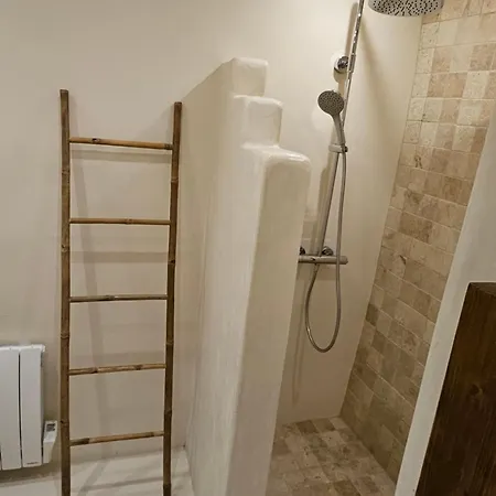 Le Clos Barbacane アパート カルカソンヌ